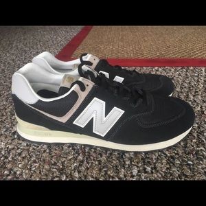New Balance 574 Shoes - 13m - Black and Gold